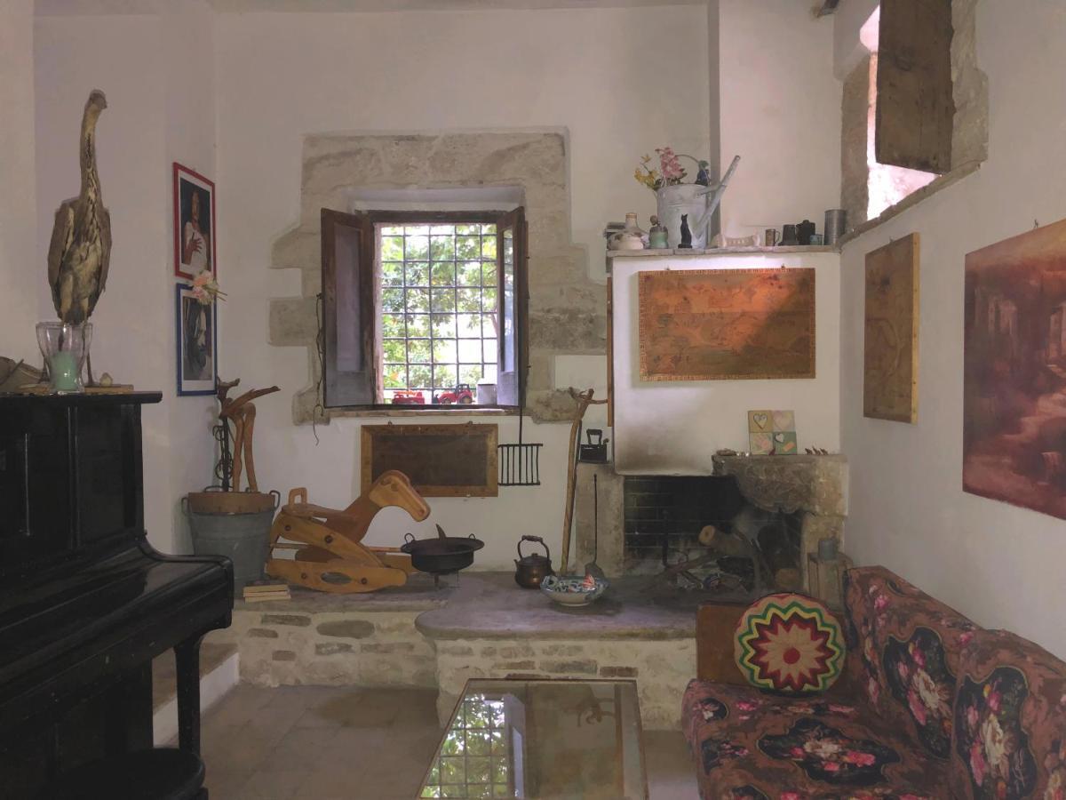 Ai Limiti • 67 • Stonehouse Guest House Palombaro Bagian luar foto